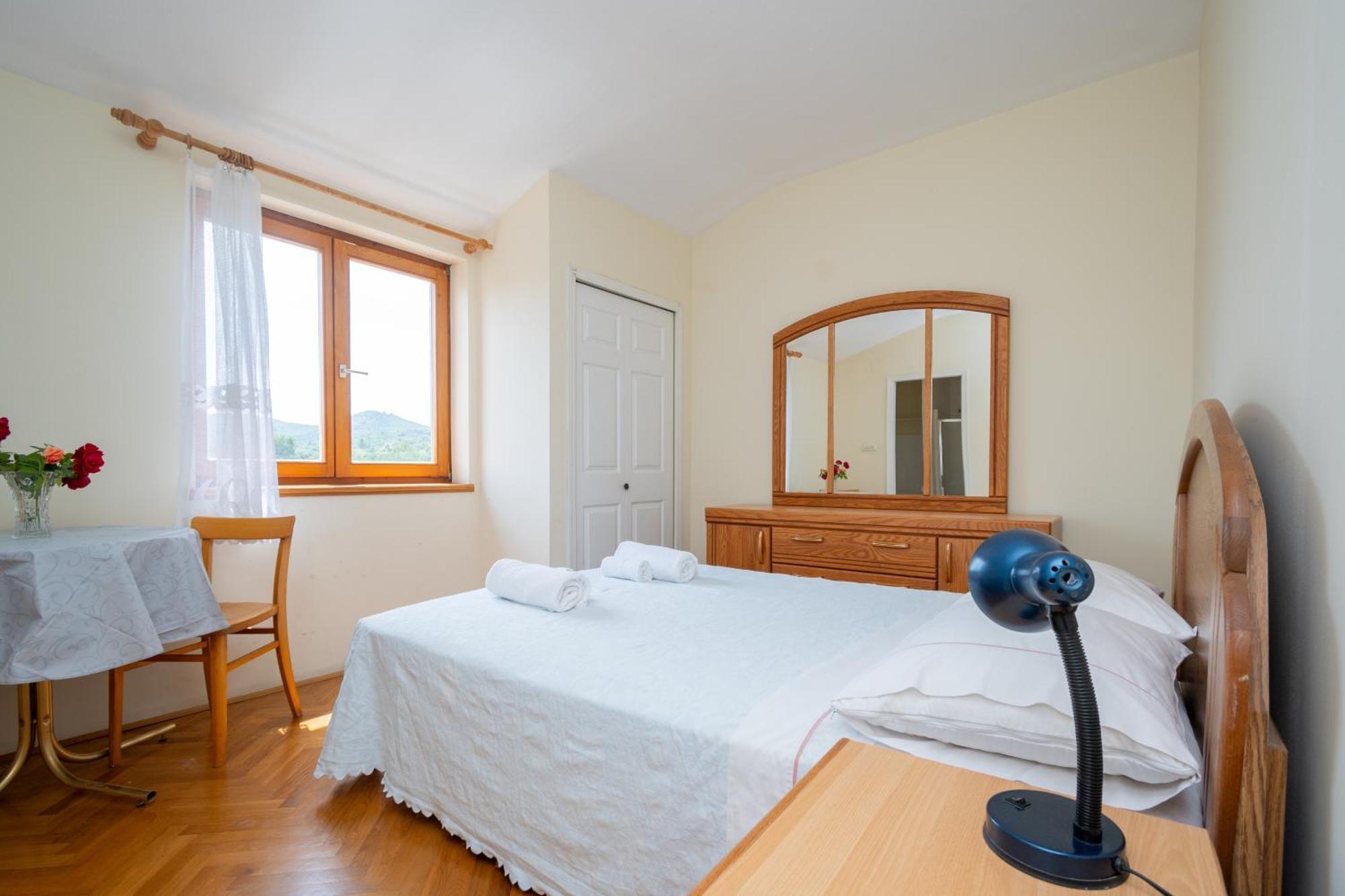 Apartments And Rooms By The Sea Mrljane, Pasman - 327 Neviđane Quarto foto