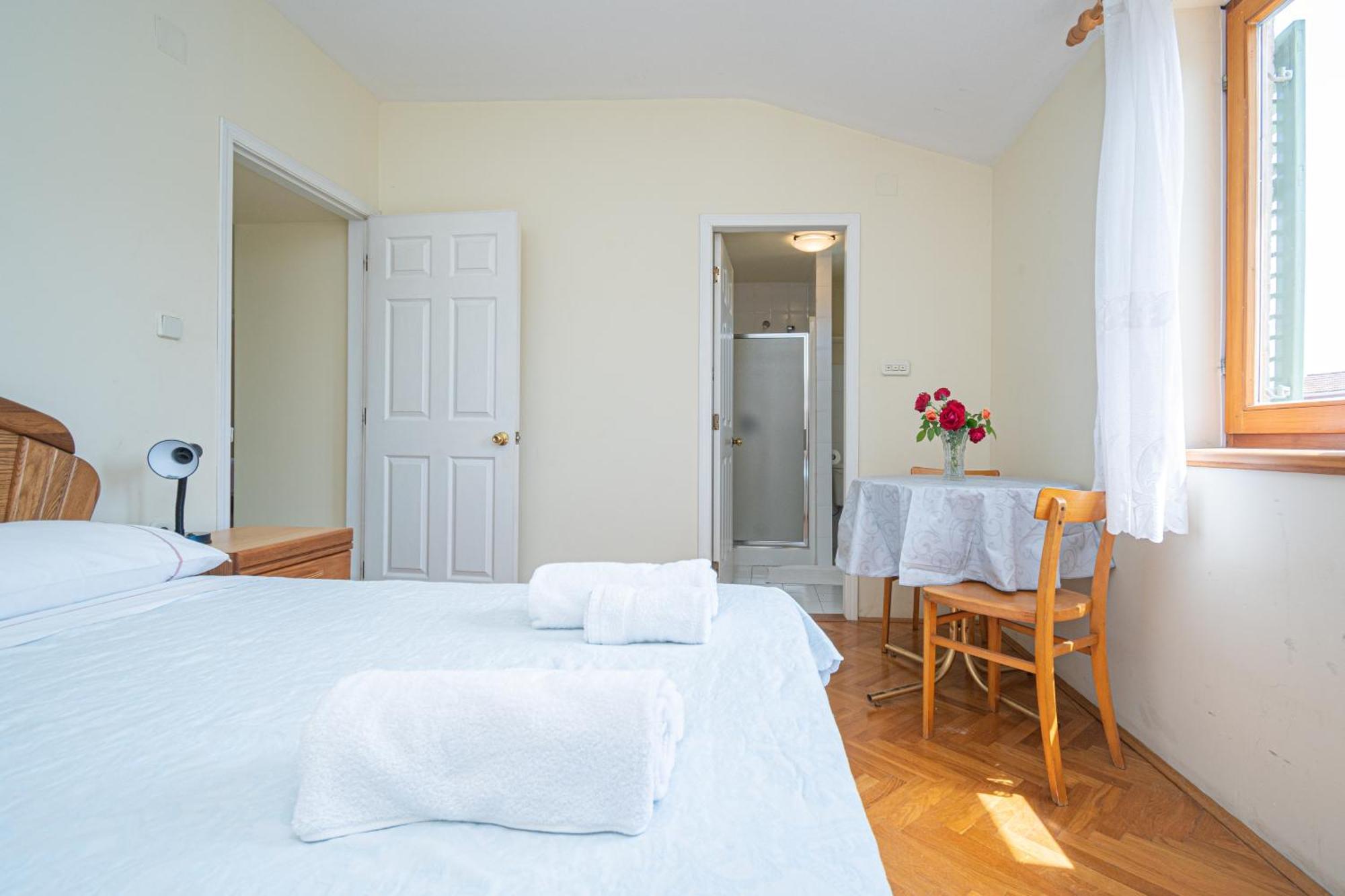 Apartments And Rooms By The Sea Mrljane, Pasman - 327 Neviđane Quarto foto